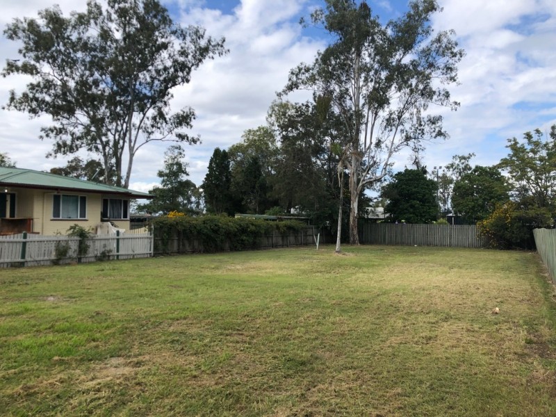 11 Crosshill Street, Leichhardt QLD 4305