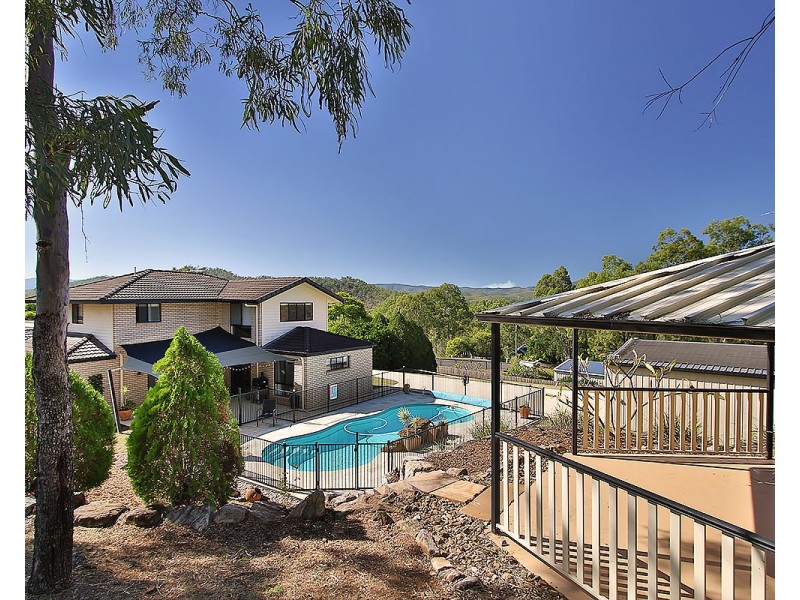 6 Maranoa Court, Fernvale QLD 4306