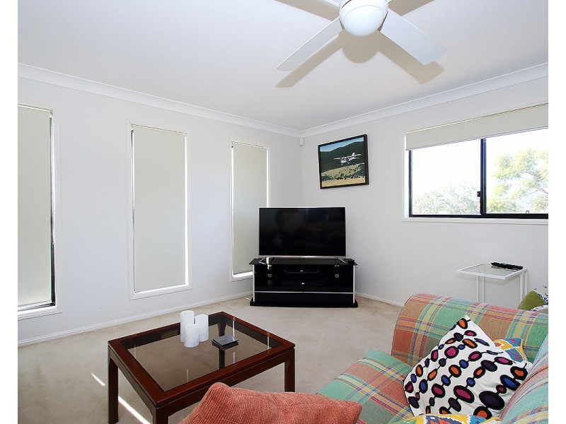 6 Maranoa Court, Fernvale QLD 4306