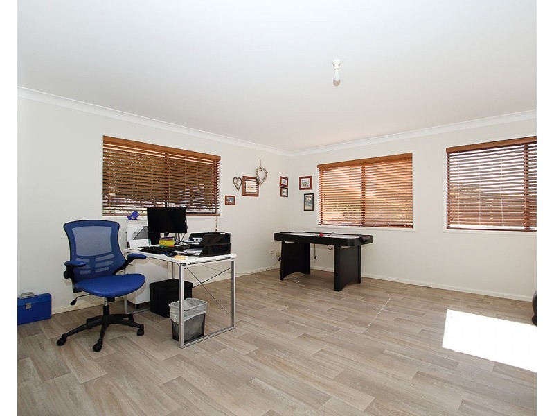 6 Maranoa Court, Fernvale QLD 4306