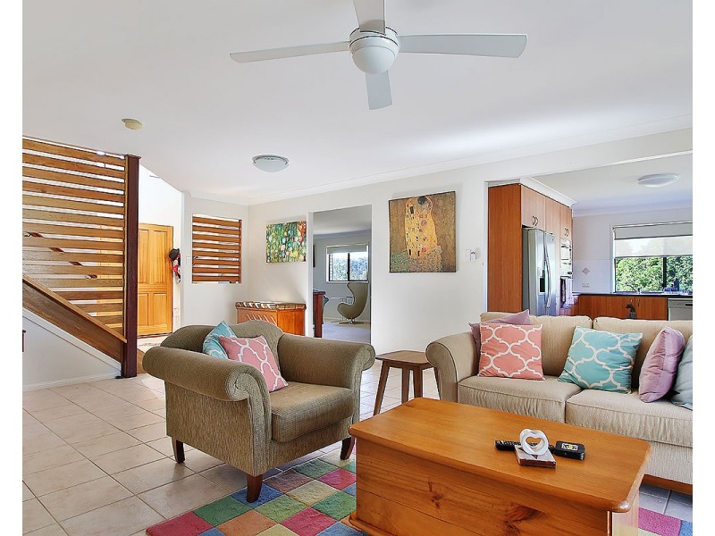 6 Maranoa Court, Fernvale QLD 4306