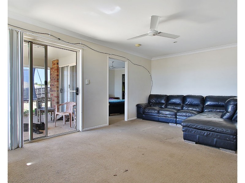 55 Peregrine Drive, Lowood QLD 4311