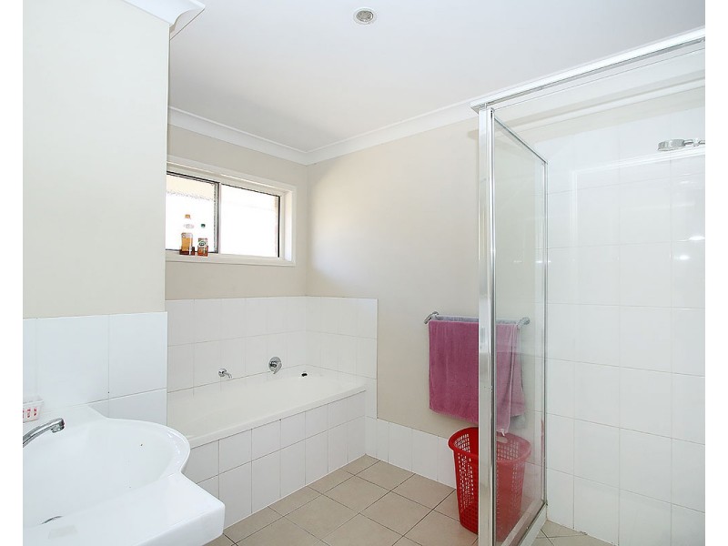 55 Peregrine Drive, Lowood QLD 4311