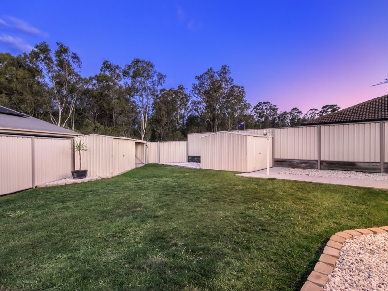 19 Piccadilly Court, Deebing Heights QLD 4306