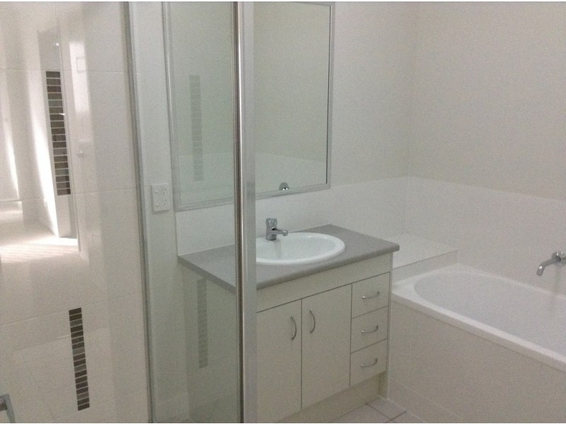 1/15 Pendragon Street, Raceview QLD 4305