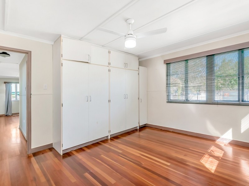 13 Birrell Street, Leichhardt QLD 4305