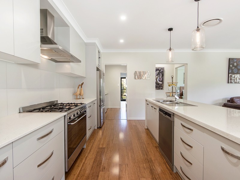 11 Arrawatta Cl, Karalee QLD 4306