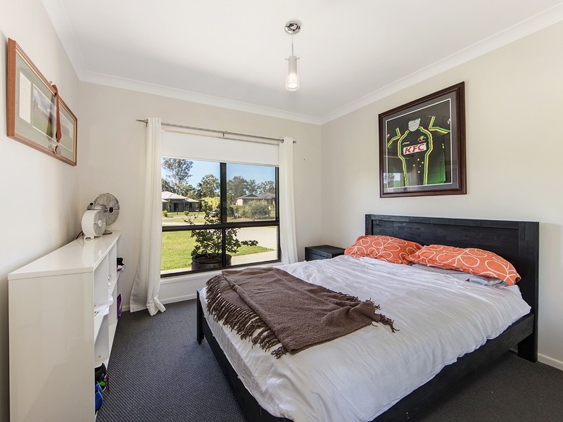 11 Arrawatta Cl, Karalee QLD 4306