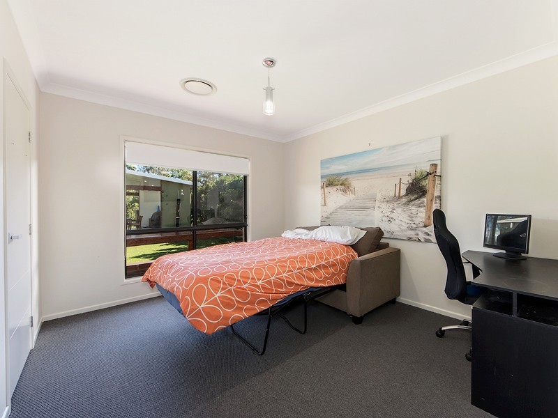 11 Arrawatta Cl, Karalee QLD 4306