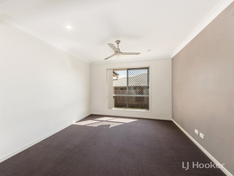 135 Sarah Drive, Yamanto QLD 4305