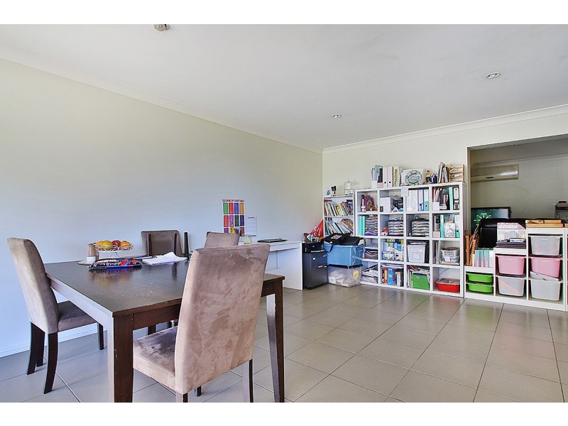 38 Chetwynd St, Redbank Plains QLD 4301