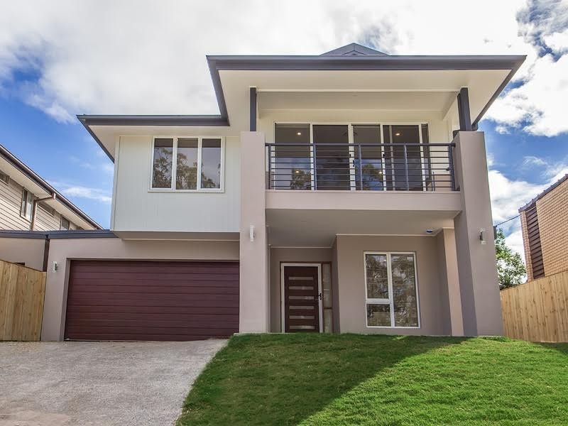 61 Sunset Road, Kenmore QLD 4069