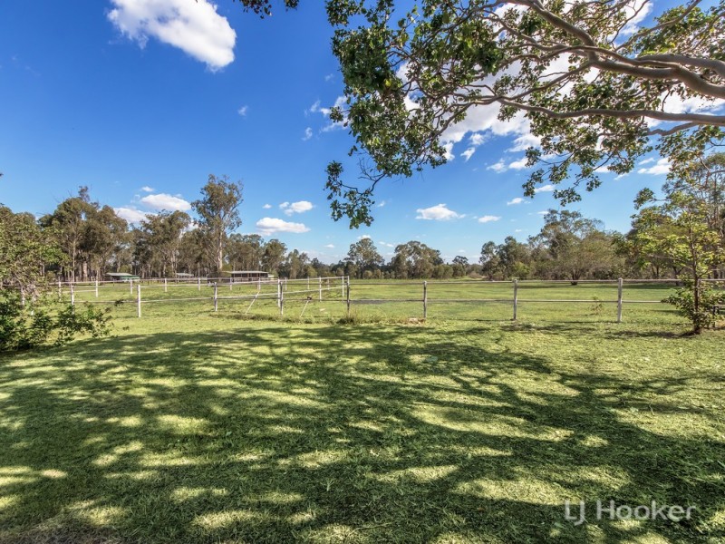 60 Caledonian Road, Thagoona QLD 4306