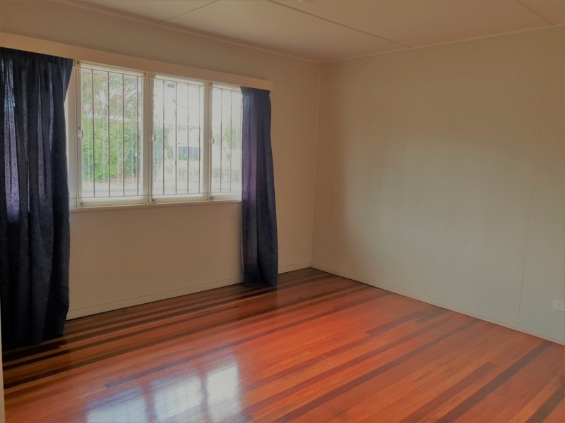 41 Clifton Street, Booval QLD 4304
