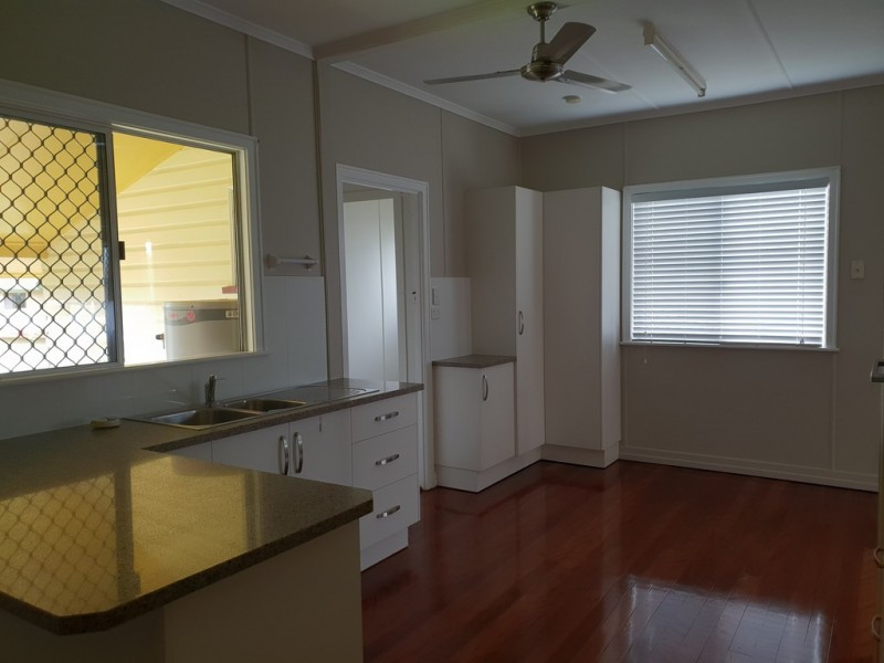 48 Alice Street, Silkstone QLD 4304
