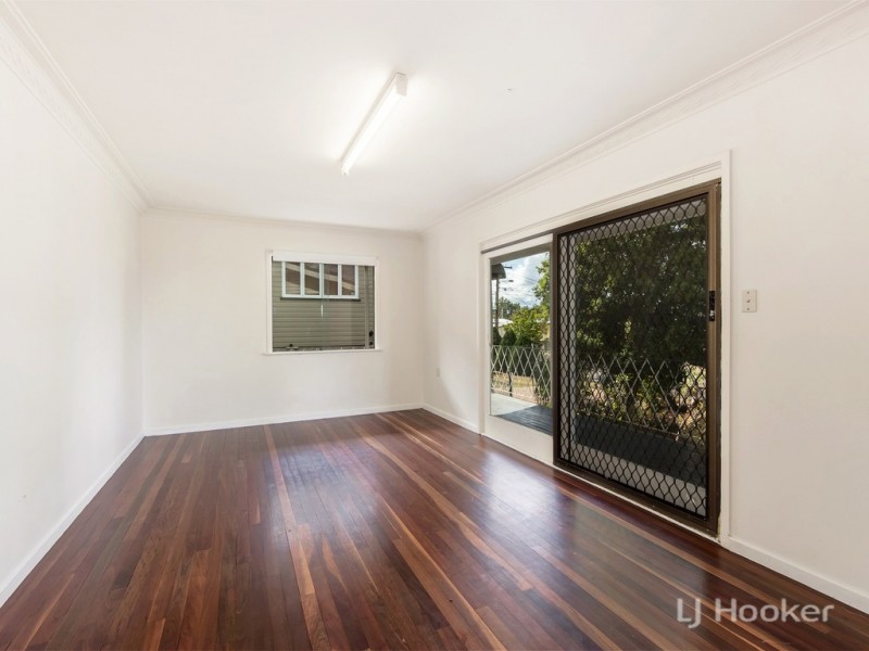 23 Raceview St, Eastern Heights QLD 4305