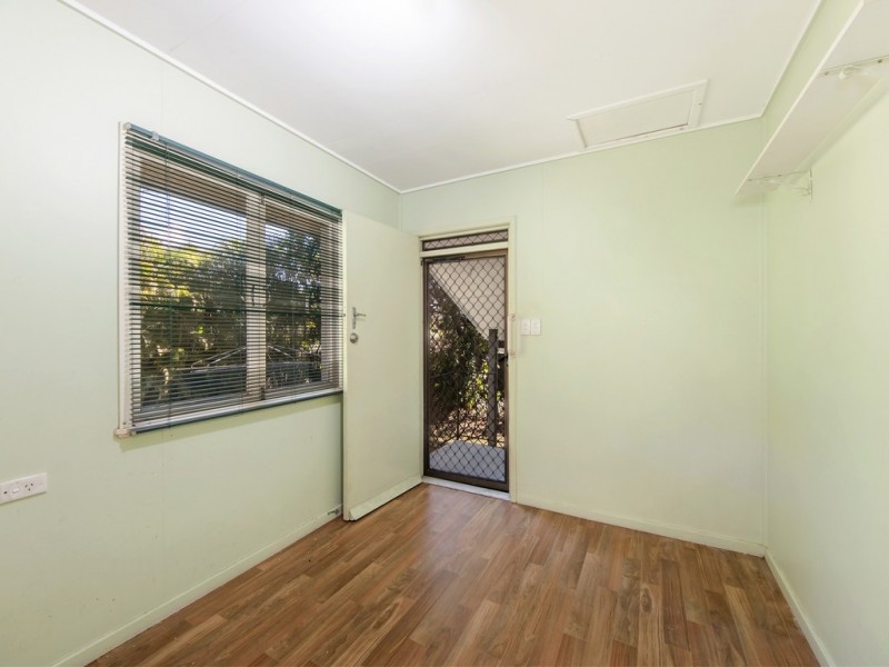 10 Durness St, Kenmore QLD 4069