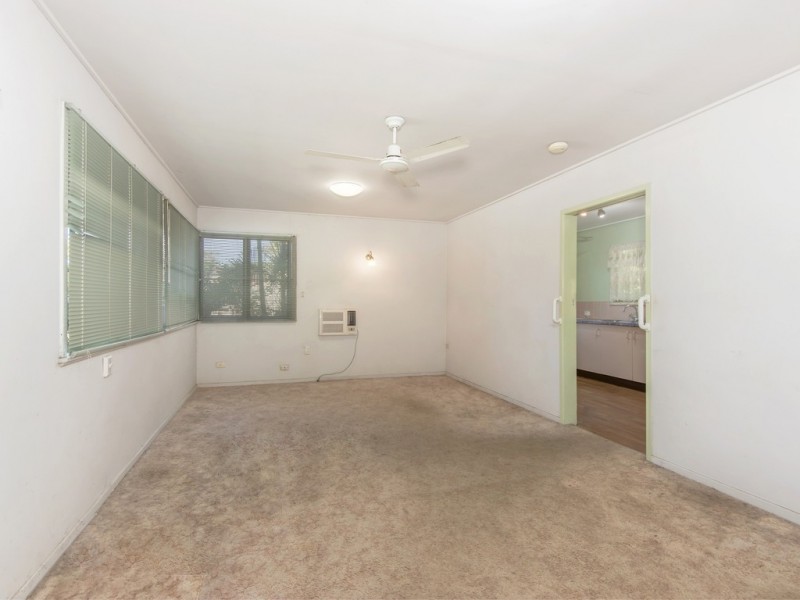 10 Durness St, Kenmore QLD 4069
