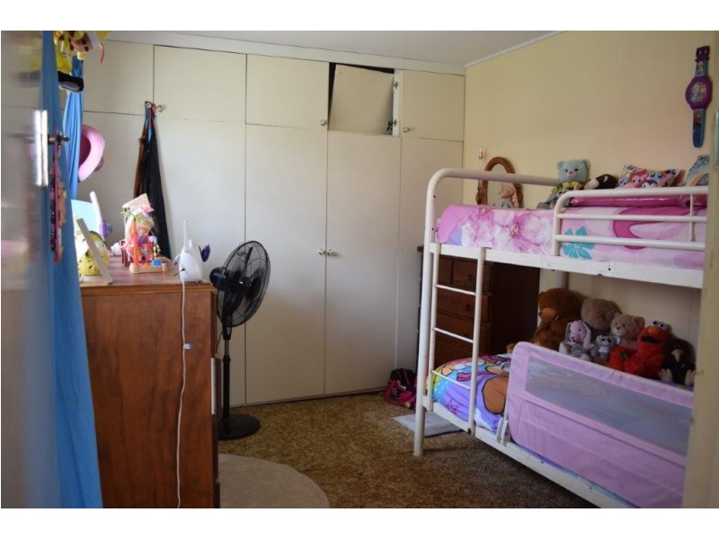 34 Creek street, Bundamba QLD 4304