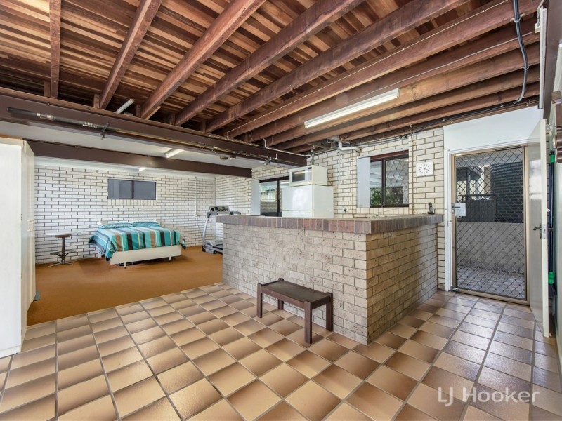 24 Dulcie Street, Raceview QLD 4305