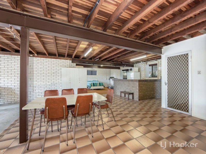 24 Dulcie Street, Raceview QLD 4305