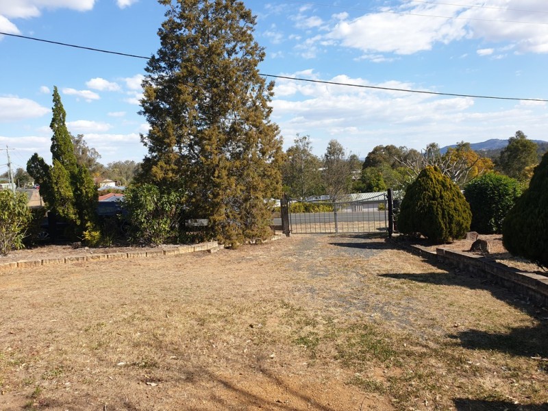 129 Burns Street, Fernvale QLD 4306