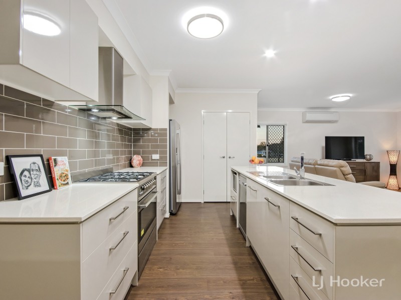 92-94 Edmond St, Marburg QLD 4346