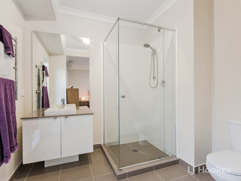 92-94 Edmond St, Marburg QLD 4346