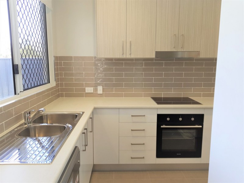 1/33 Bergin Street, Booval QLD 4304