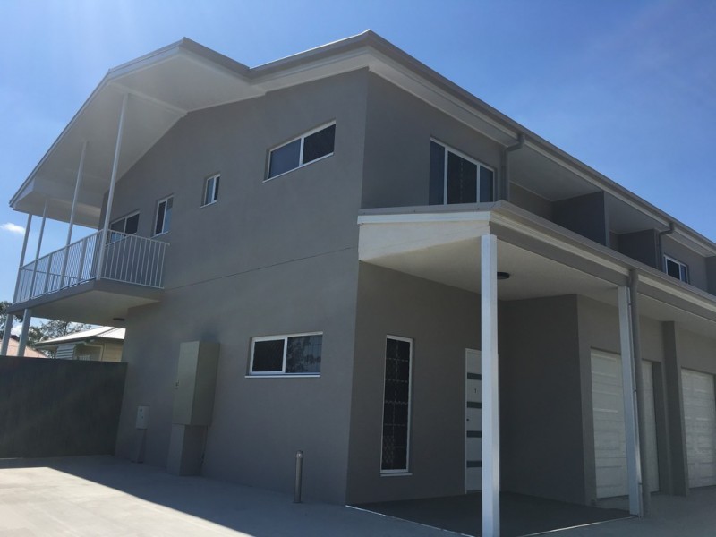 1/33 Bergin Street, Booval QLD 4304