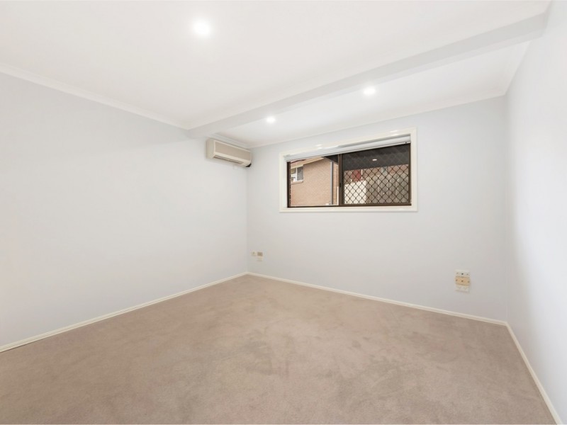 10 Stephen Cr, Goodna QLD 4300