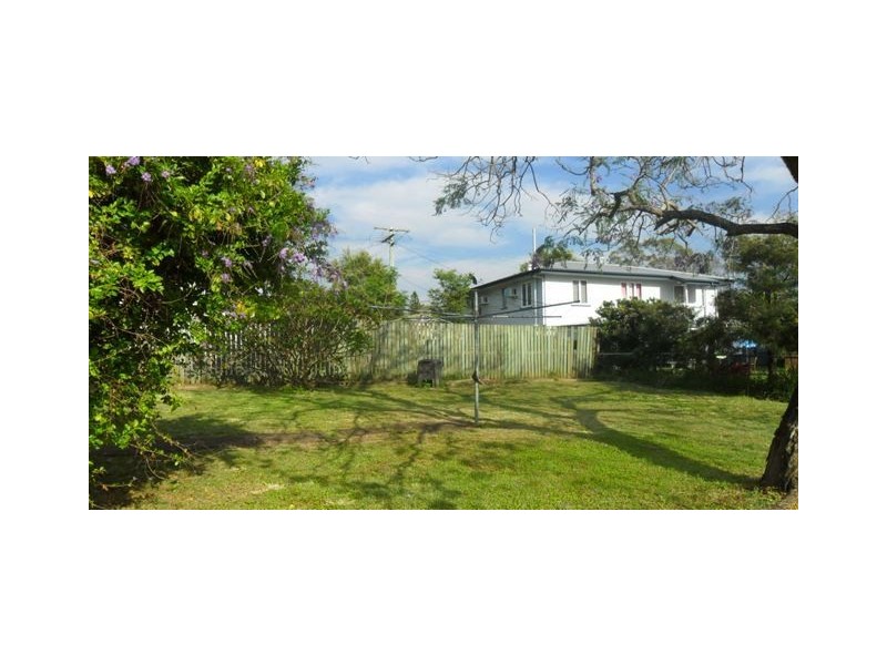 1 Janice Street, East Ipswich QLD 4305