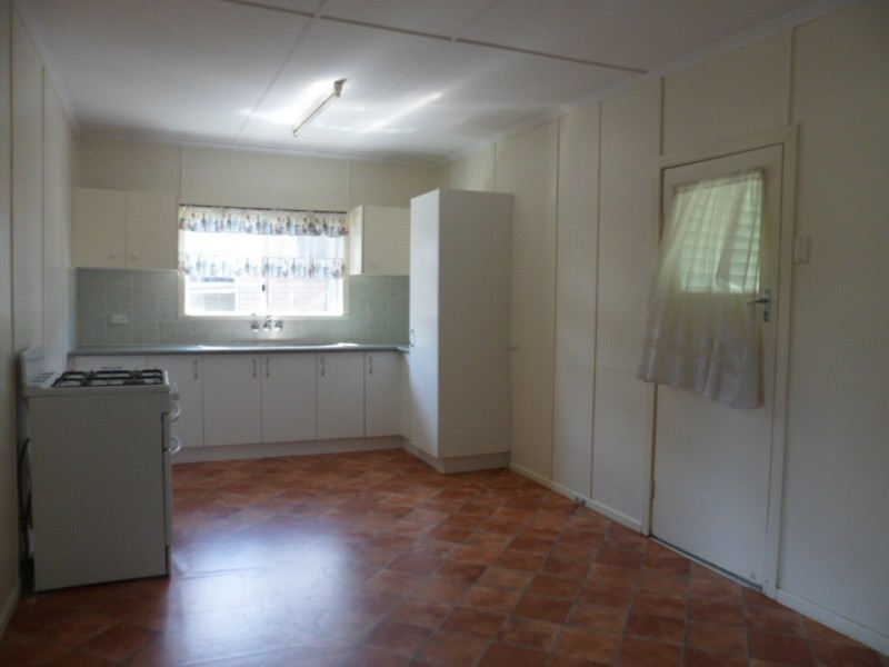 1 Janice Street, East Ipswich QLD 4305