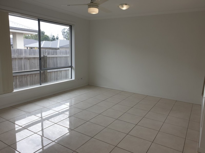 10 Drewett Ave, Redbank Plains QLD 4301