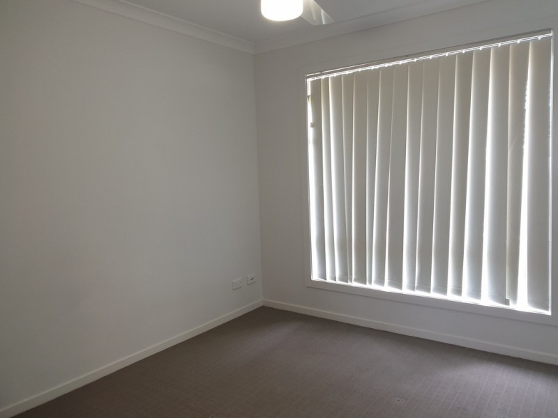 10 Drewett Ave, Redbank Plains QLD 4301