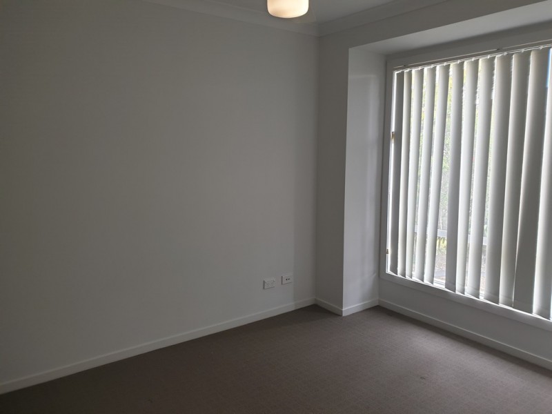 10 Drewett Ave, Redbank Plains QLD 4301