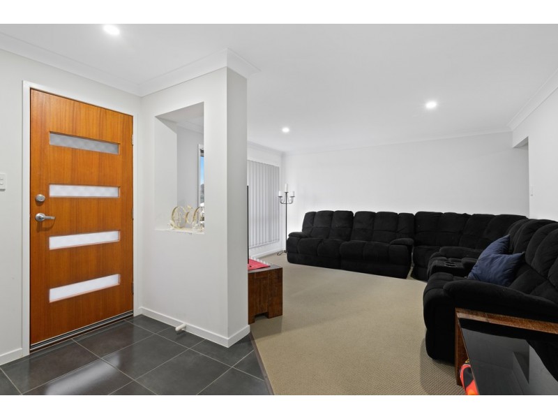 25 Shadywood Dr, Fernvale QLD 4306