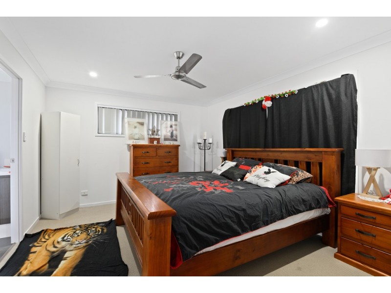 25 Shadywood Dr, Fernvale QLD 4306