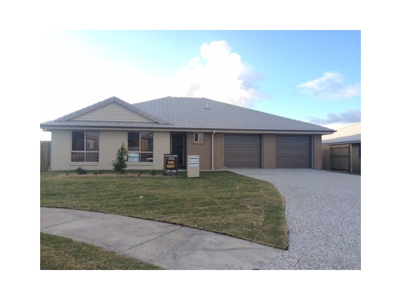 1/3 Robert Place, Yamanto QLD 4305