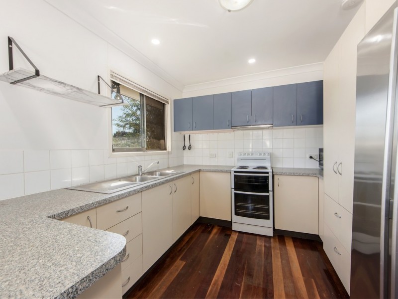 10 Olive Street, Raceview QLD 4305