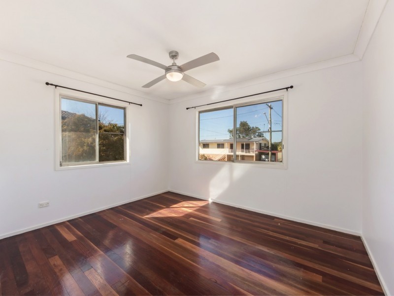 10 Olive Street, Raceview QLD 4305