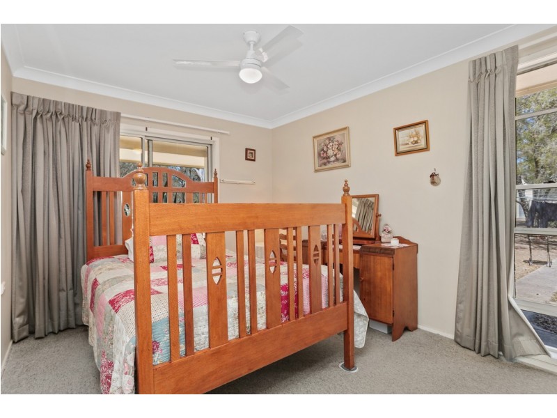 74 O’Reillys Weir Rd, Lowood QLD 4311