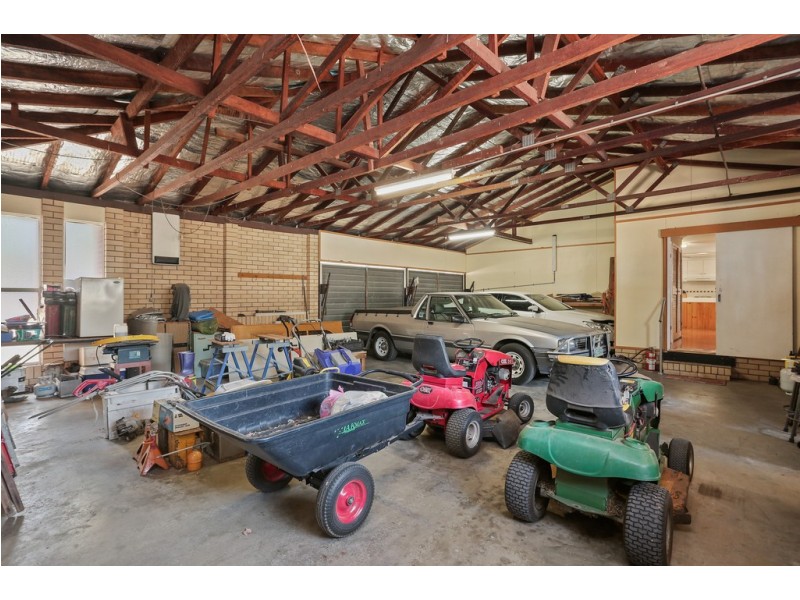 74 O’Reillys Weir Rd, Lowood QLD 4311