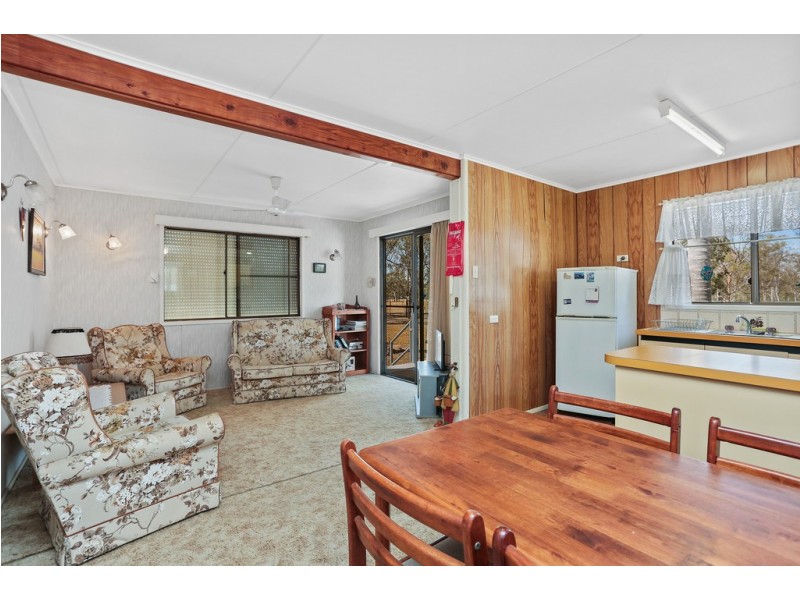 74 O’Reillys Weir Rd, Lowood QLD 4311