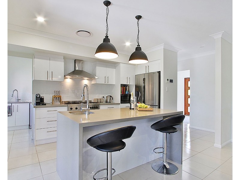 104 Condamine Drive, Fernvale QLD 4306
