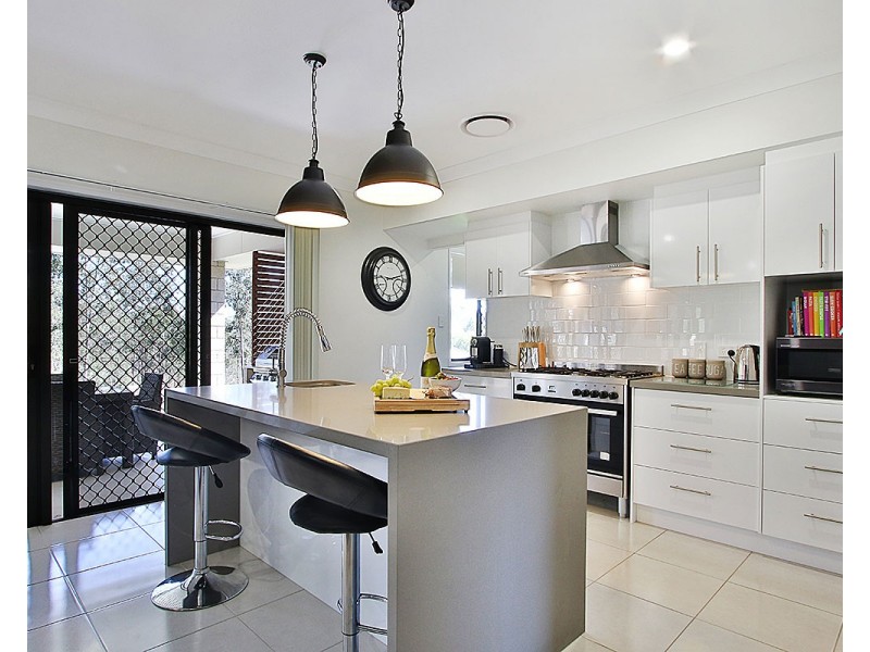 104 Condamine Drive, Fernvale QLD 4306