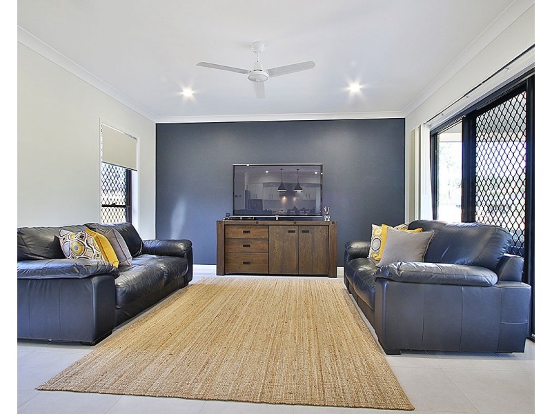 104 Condamine Drive, Fernvale QLD 4306