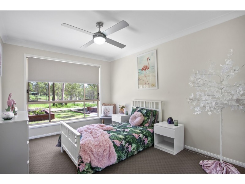 22 Waddington Parade, Plainland QLD 4341
