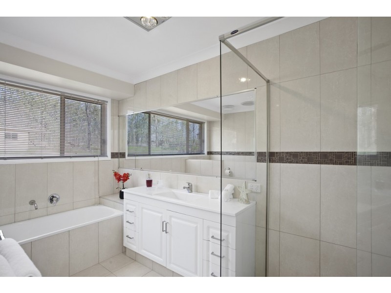 22 Waddington Parade, Plainland QLD 4341