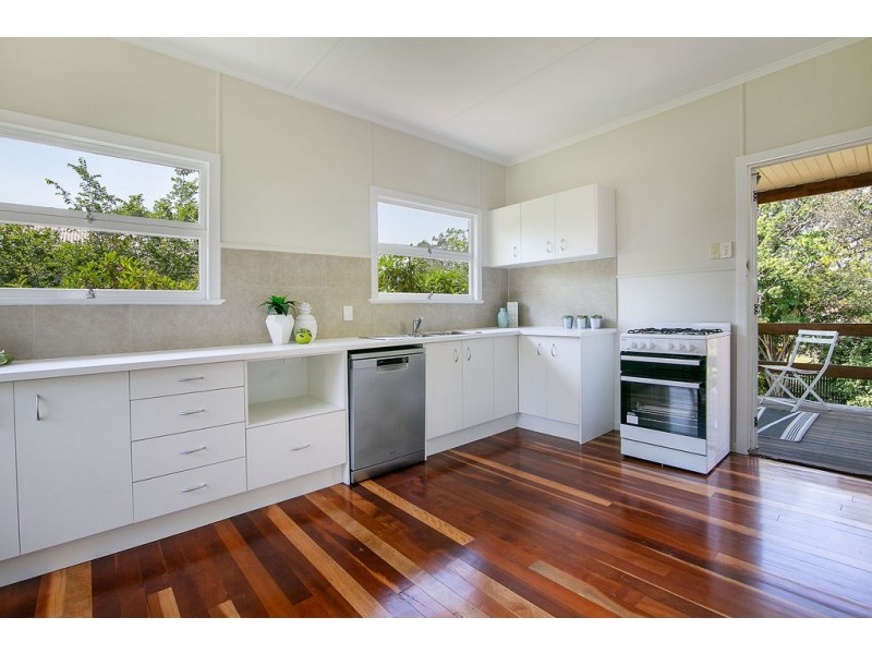 24 Cribb Street, Sadliers Crossing QLD 4305